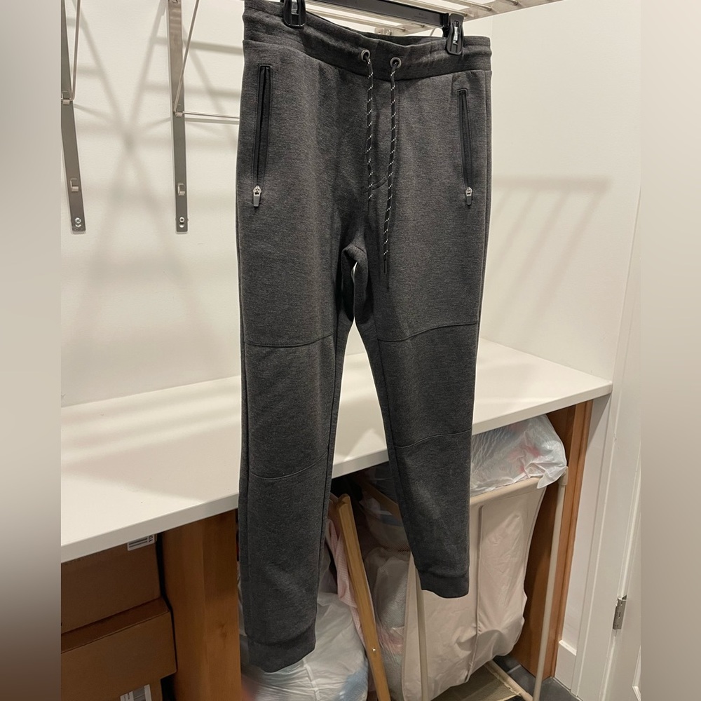 Men’s joggers